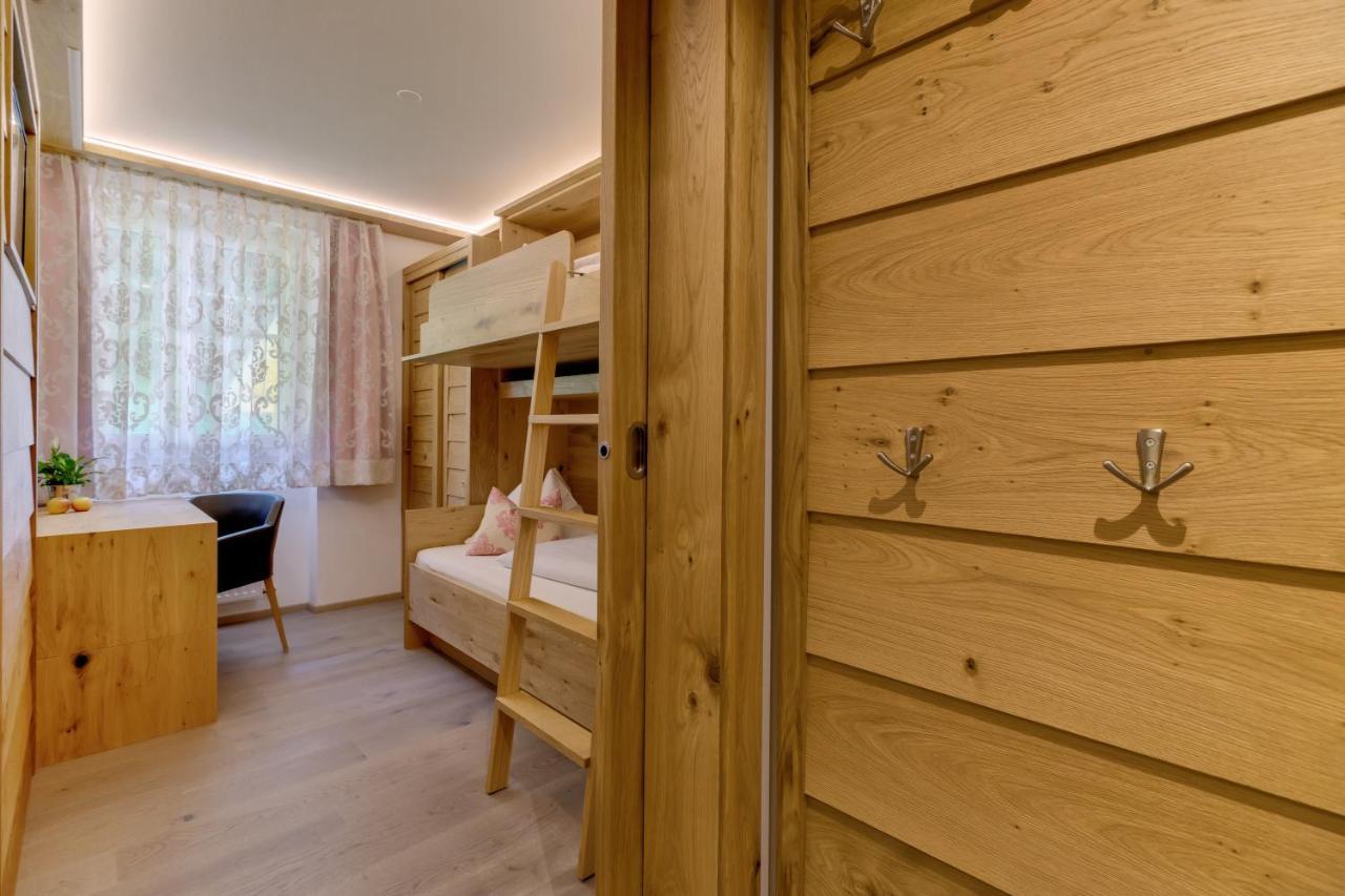 Hotel Fischerwirt Natur Waldspa Faistenau Exterior foto